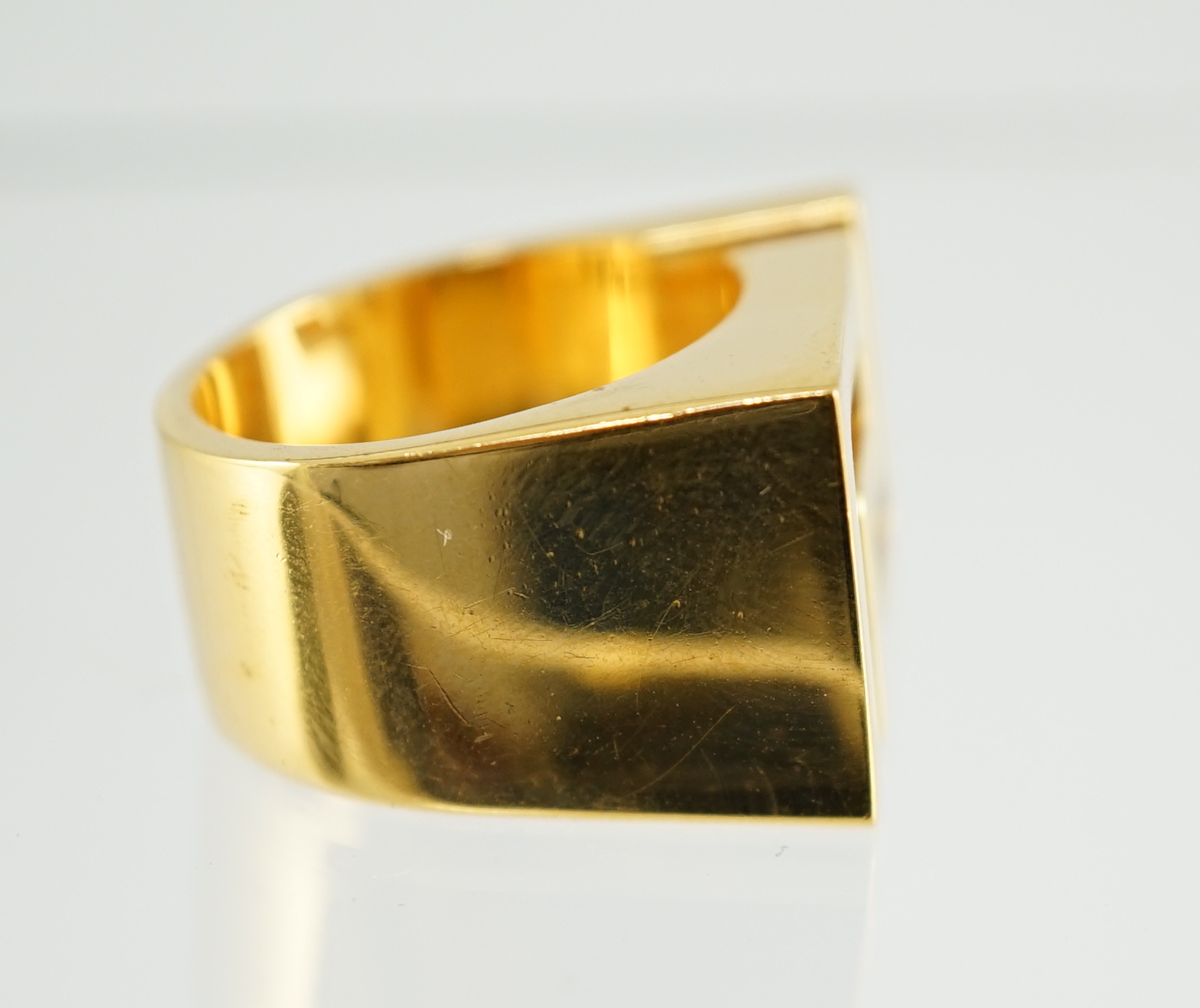 A Versace men's Iconic Logo Collar ring Size R/S